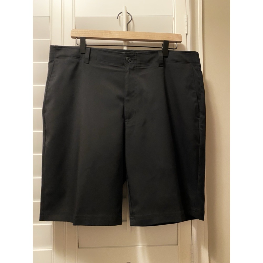 PGA TOUR Mens Golf Shorts Size 38 Black Caviar UPF 50 Moisture Wicking Easy Care